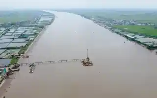 Sông Đáy