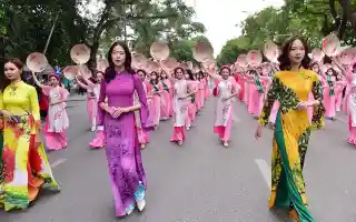 Lễ hội Áo dài Du lịch Hà Nội 2022