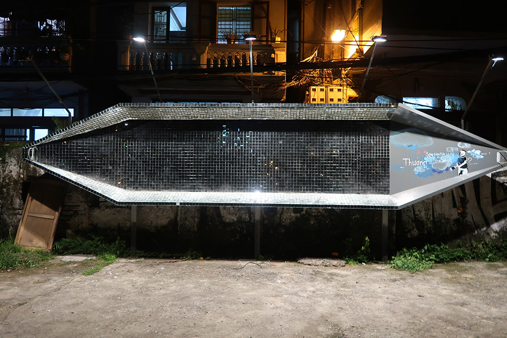 001-1.jpg